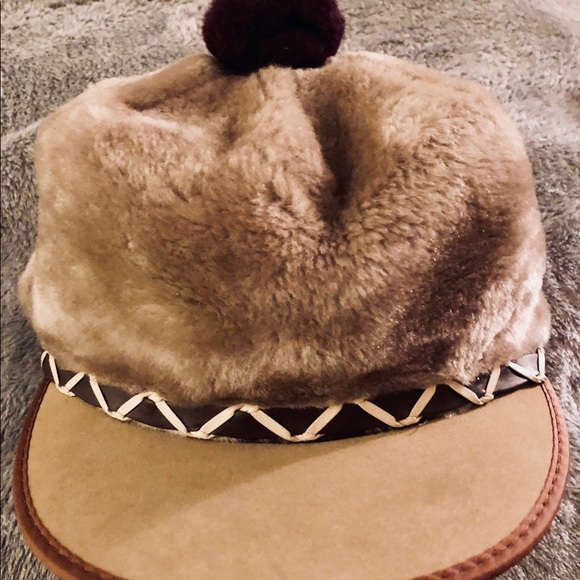 Faux fur hat. - Picture 2 of 3